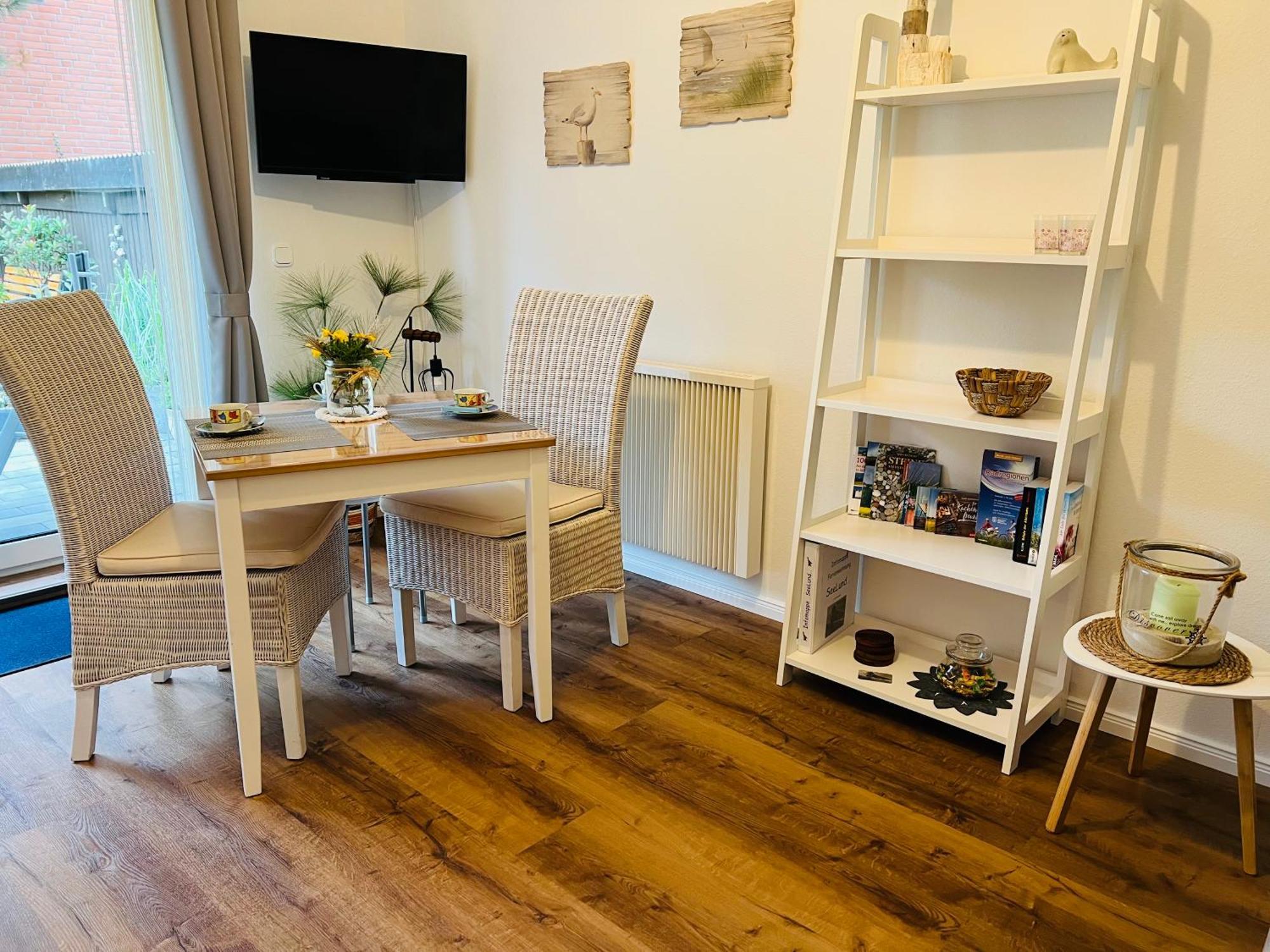 Seelund - Meeresrauschen Lauschen - Ruhiges Sonniges Apartment Mit Garten Und Terrasse Nahe Strand Und Ostsee Schönhagen Exteriör bild